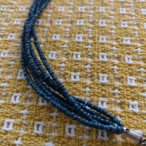 Multi-strand seed bead and silver beads. - Picture 3 of 6